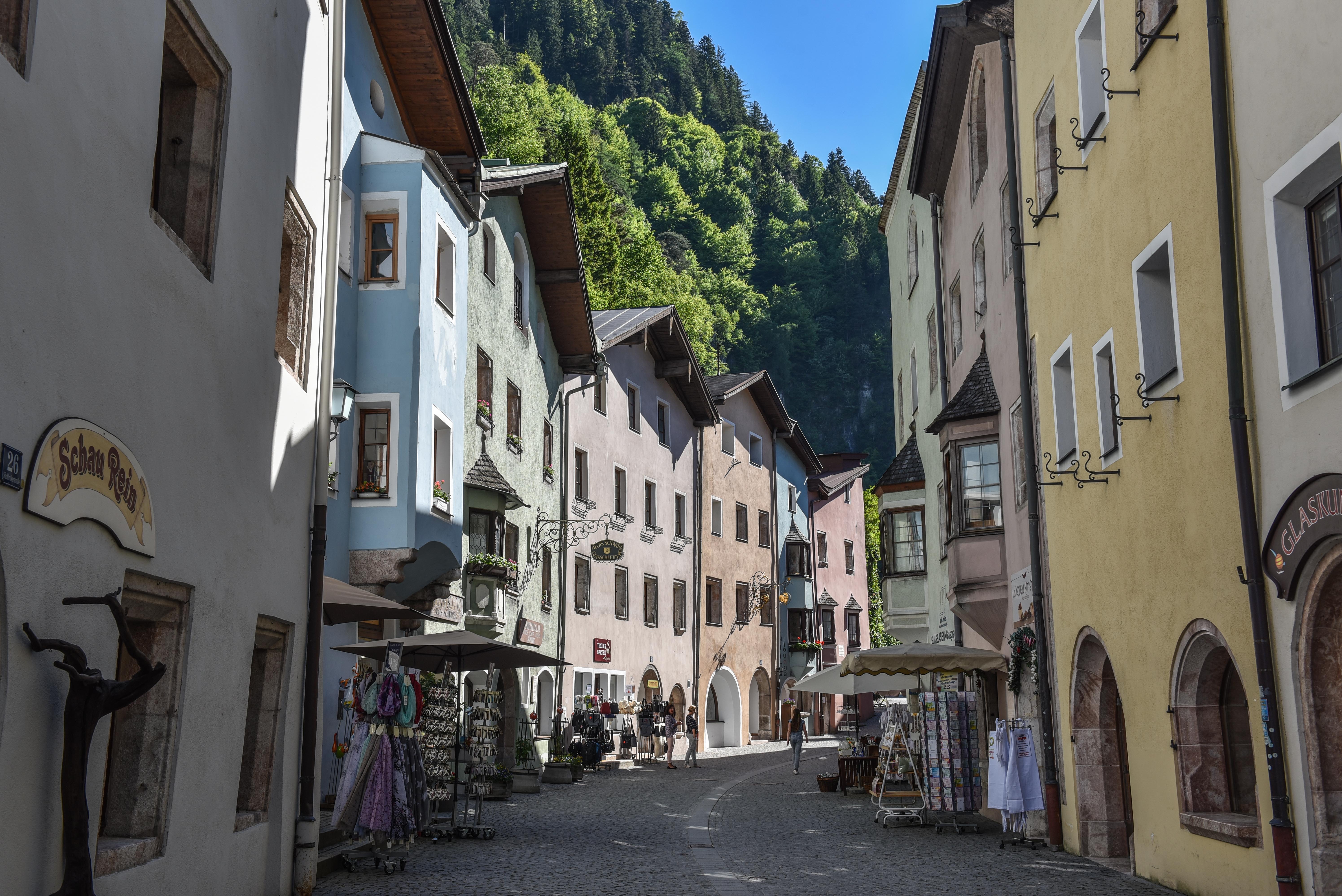 <p>Rattenberg, plus petite ville d'Autriche, est idéale pour flâner et faire des emplettes dans ses petits commerces d'artisanat.</p>
